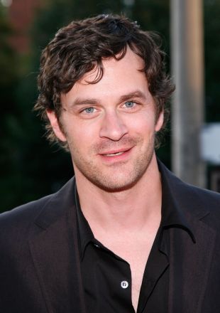Tom Everett Scott Biography, Movie Highlights and Photos AllMovie
